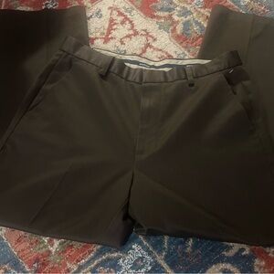 Dockers Flat Front Classic Fit Brown Slacks 34x30